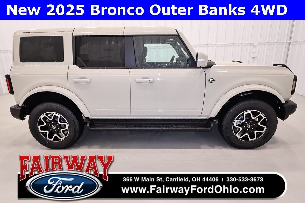 2025 Ford Bronco Outer Banks 4-Door 4WD