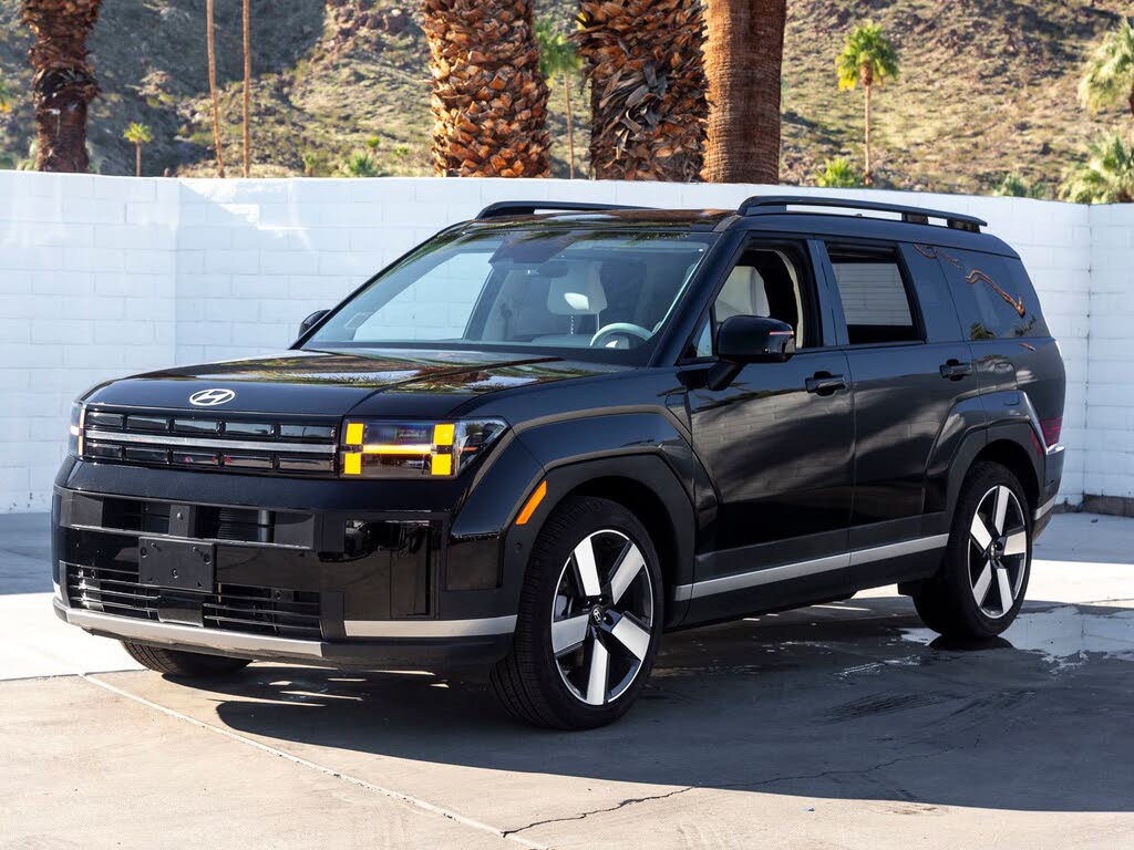 2025 Hyundai Santa Fe Hybrid Limited FWD