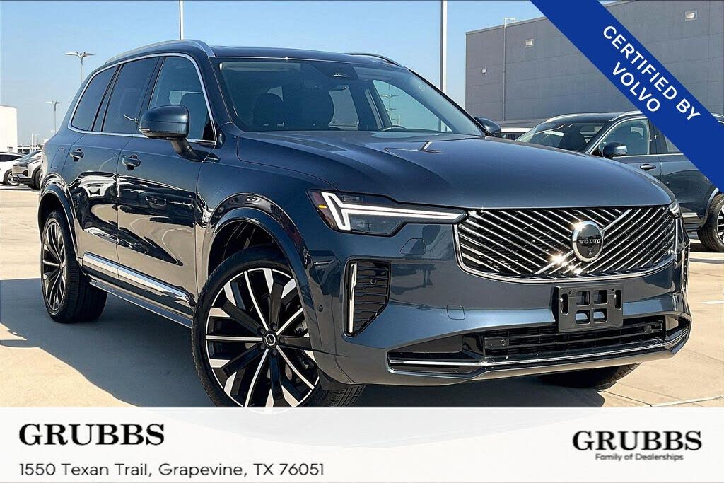 2025 Volvo XC90 B6 Plus Bright Theme 7-Passenger AWD