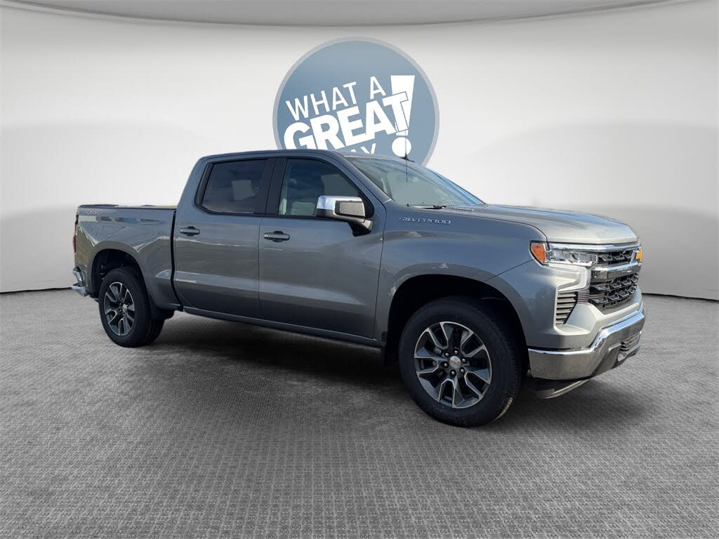 2026 Chevrolet Silverado 1500 LT Crew Cab 4WD