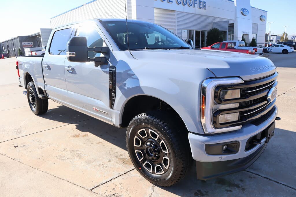 2026 Ford F-250 Super Duty Platinum Crew Cab 4WD