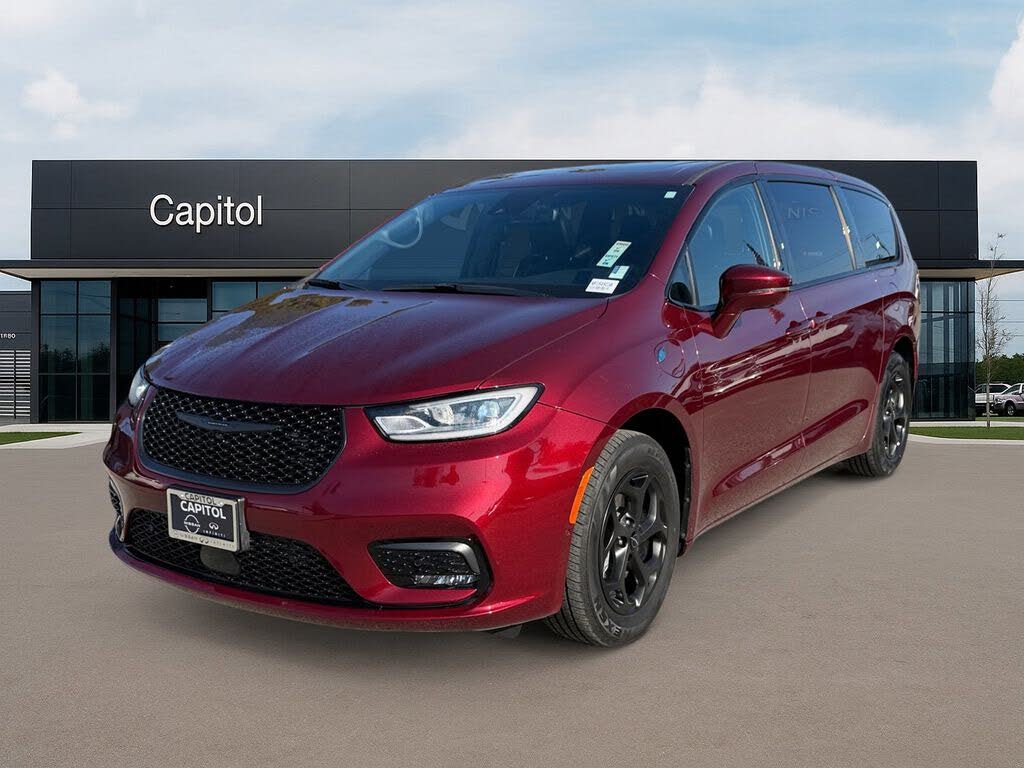 2022 Chrysler Pacifica Hybrid Limited FWD