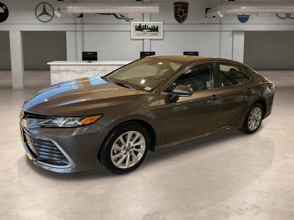 2023 Toyota Camry LE FWD