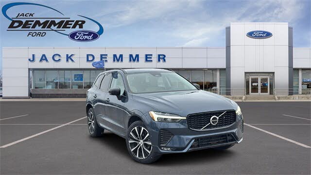 2023 Volvo XC60 B5 Plus Dark Theme AWD