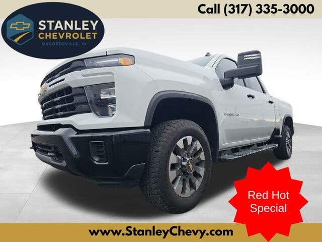 2024 Chevrolet Silverado 2500HD Custom Crew Cab 4WD