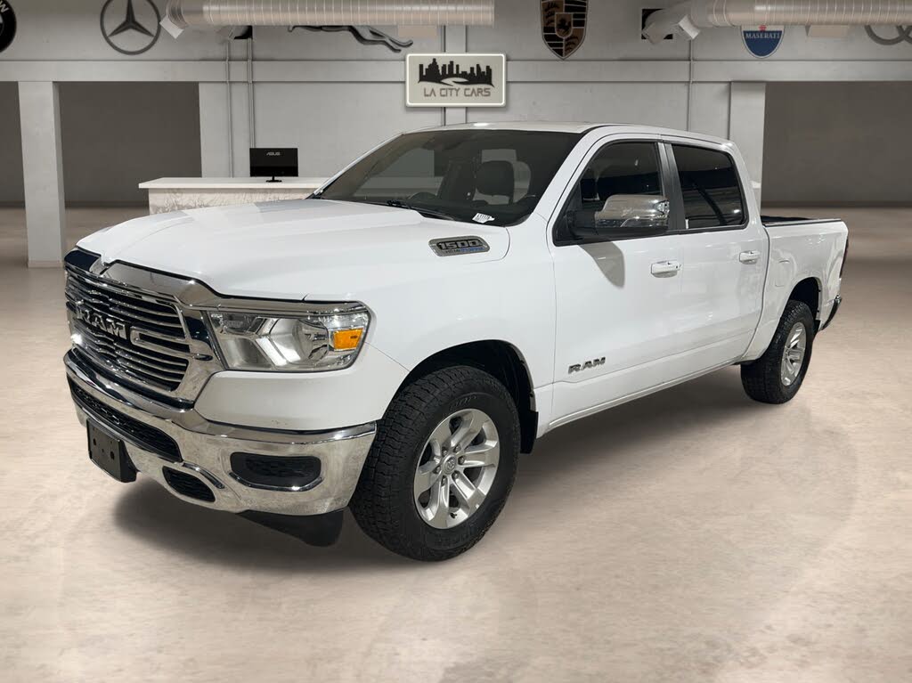2024 RAM 1500 Laramie Crew Cab 4WD