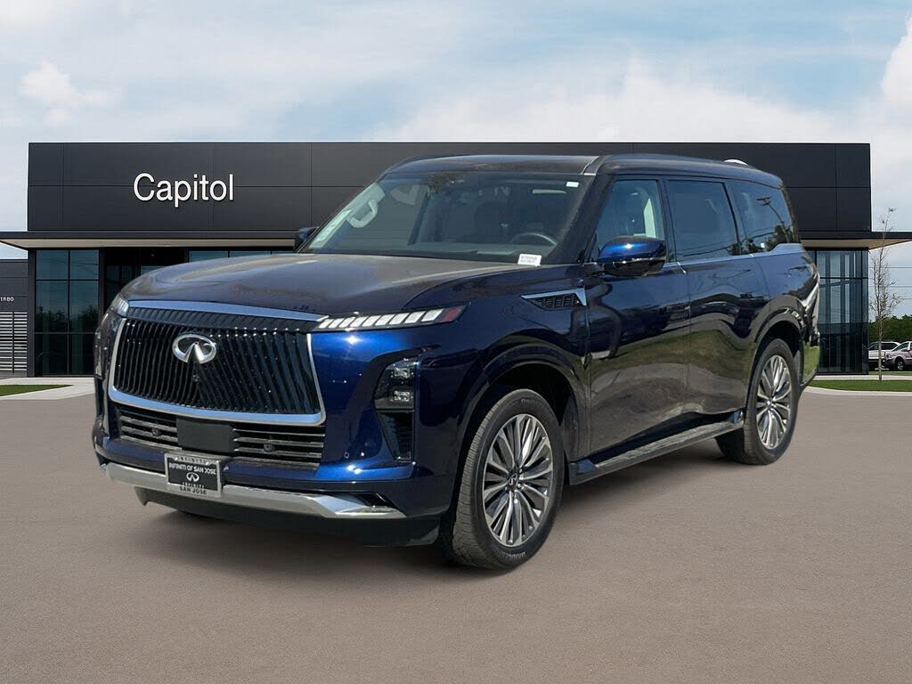 2025 INFINITI QX80 Sensory 4WD