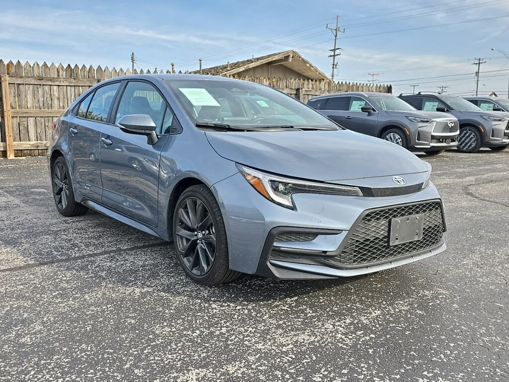 2025 Toyota Corolla SE FWD