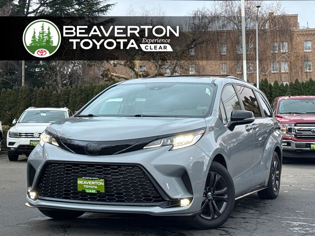 2025 Toyota Sienna XSE 7-Passenger AWD