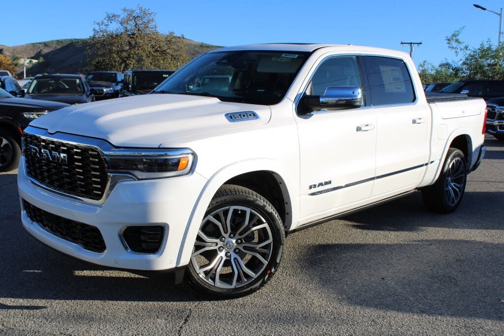 2026 RAM 1500 Tungsten Crew Cab 4WD