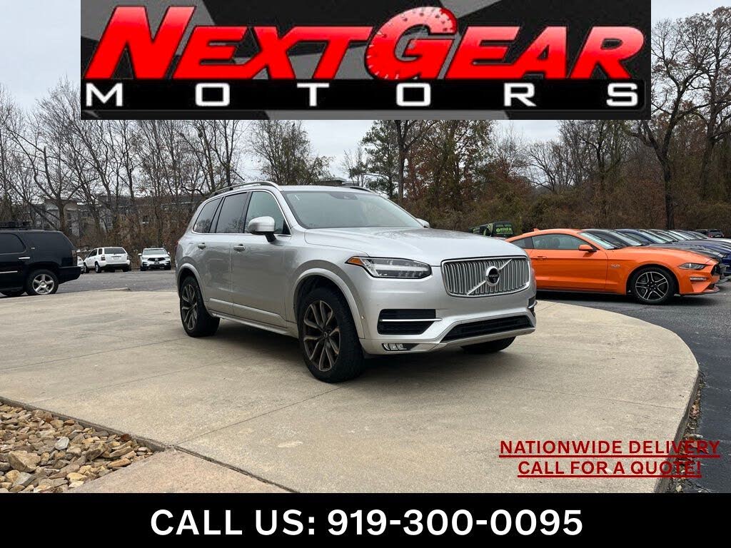 2018 Volvo XC90 T5 Momentum 7-Passenger AWD