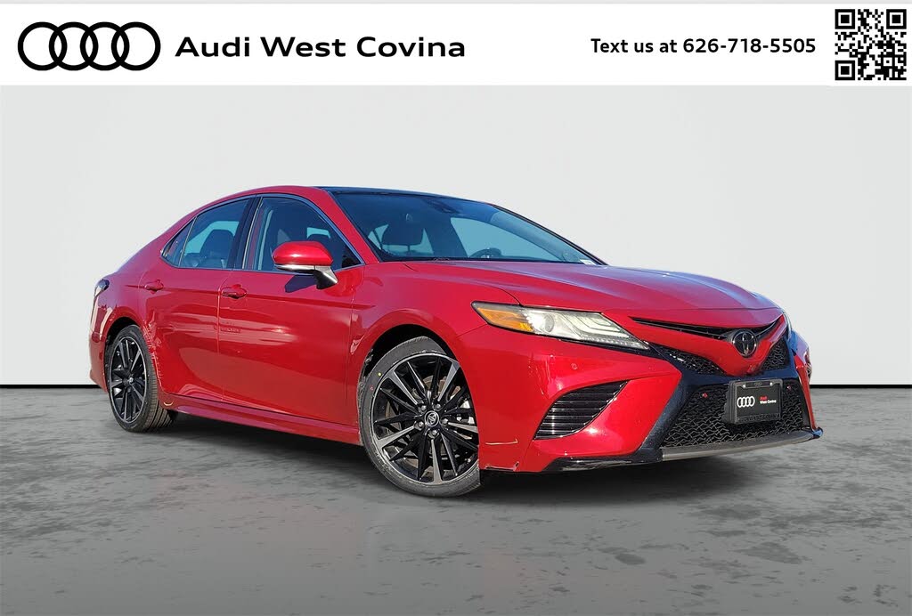 2019 Toyota Camry XSE FWD