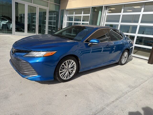 2020 Toyota Camry XLE FWD