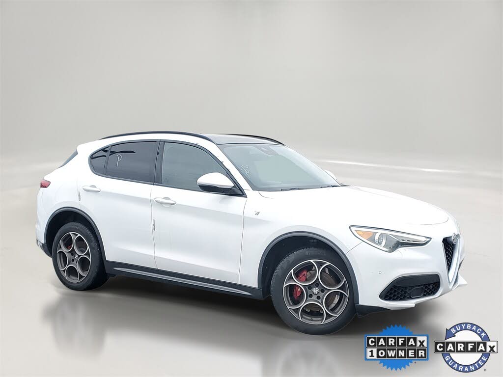 2022 Alfa Romeo Stelvio Ti AWD