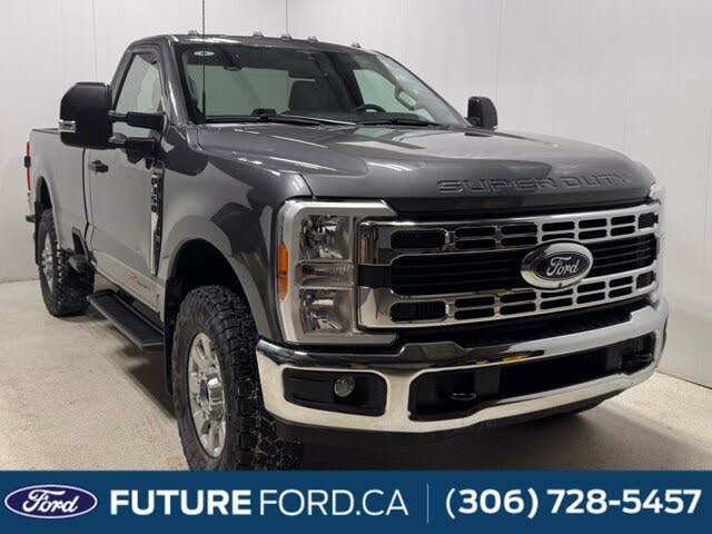 2023 Ford F-350 Super Duty XLT LB 4WD