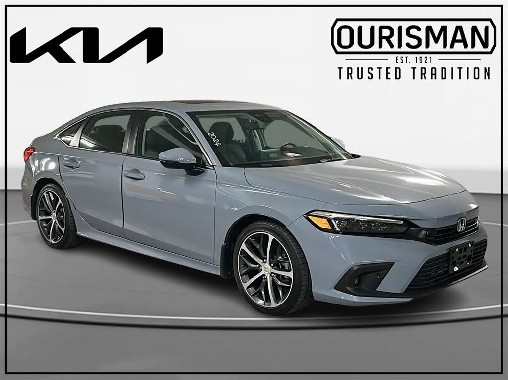 2024 Honda Civic Touring FWD