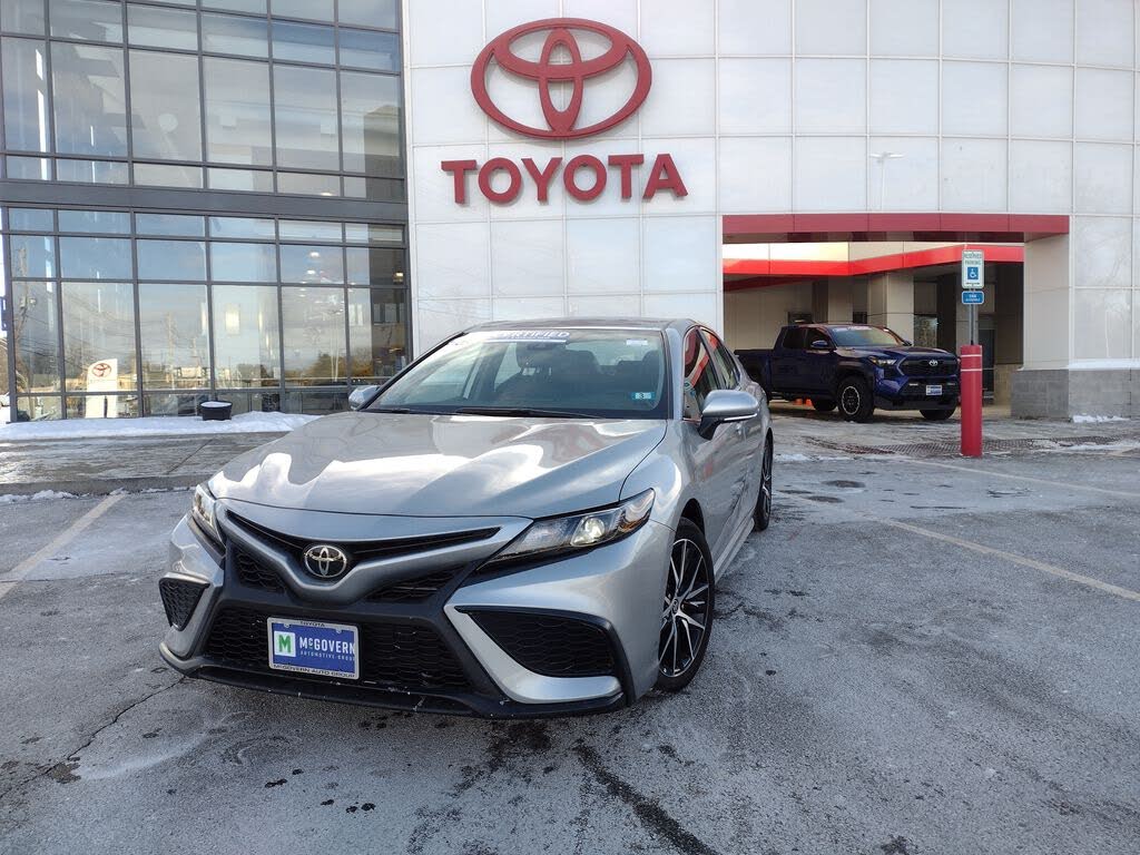 2024 Toyota Camry SE AWD