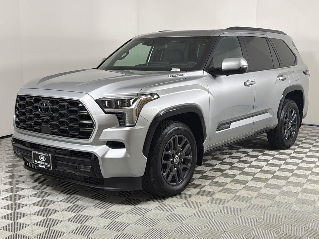 2024 Toyota Sequoia Platinum 4WD