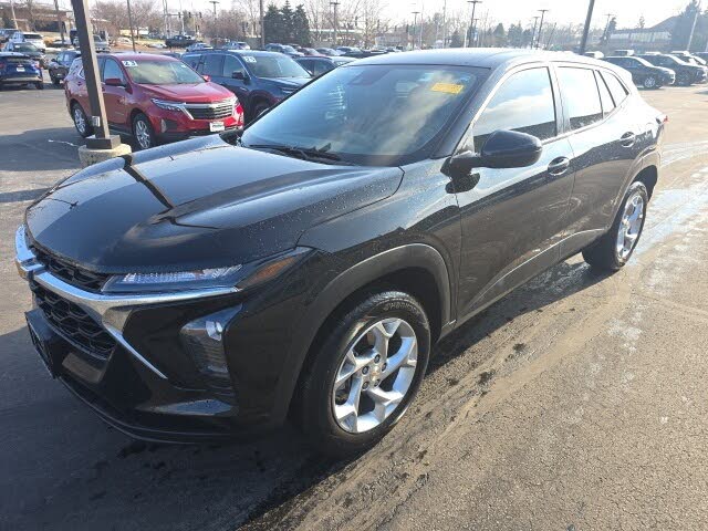 2025 Chevrolet Trax LS FWD
