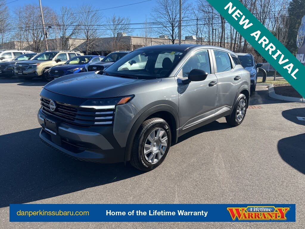 2025 Nissan Kicks S AWD