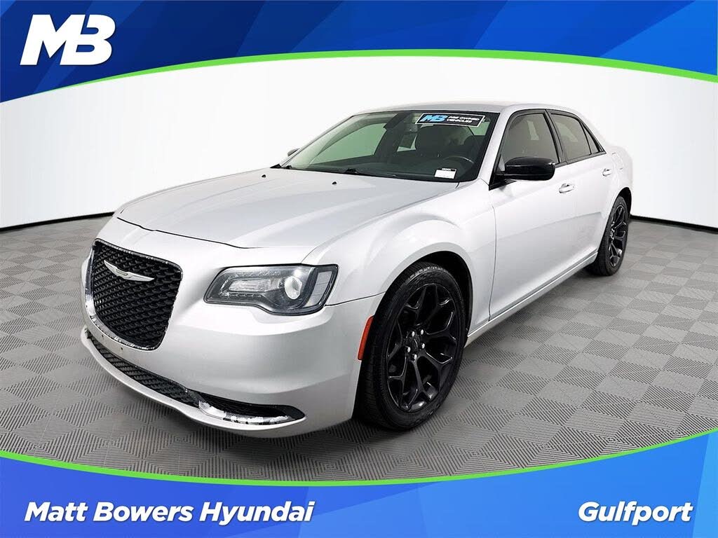 2019 Chrysler 300 Touring RWD