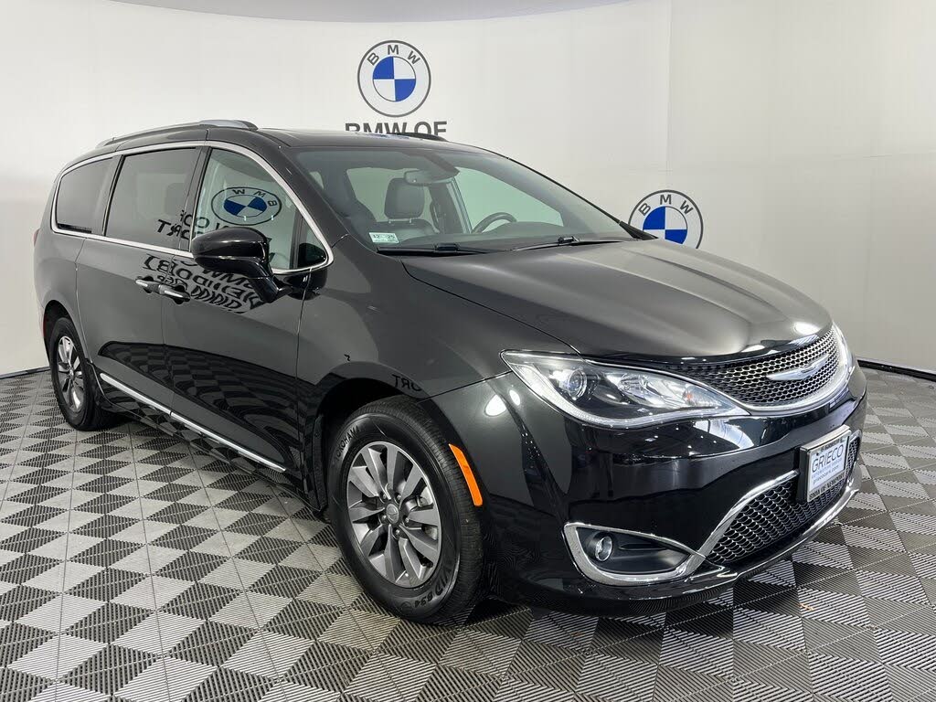 2019 Chrysler Pacifica Touring L Plus FWD