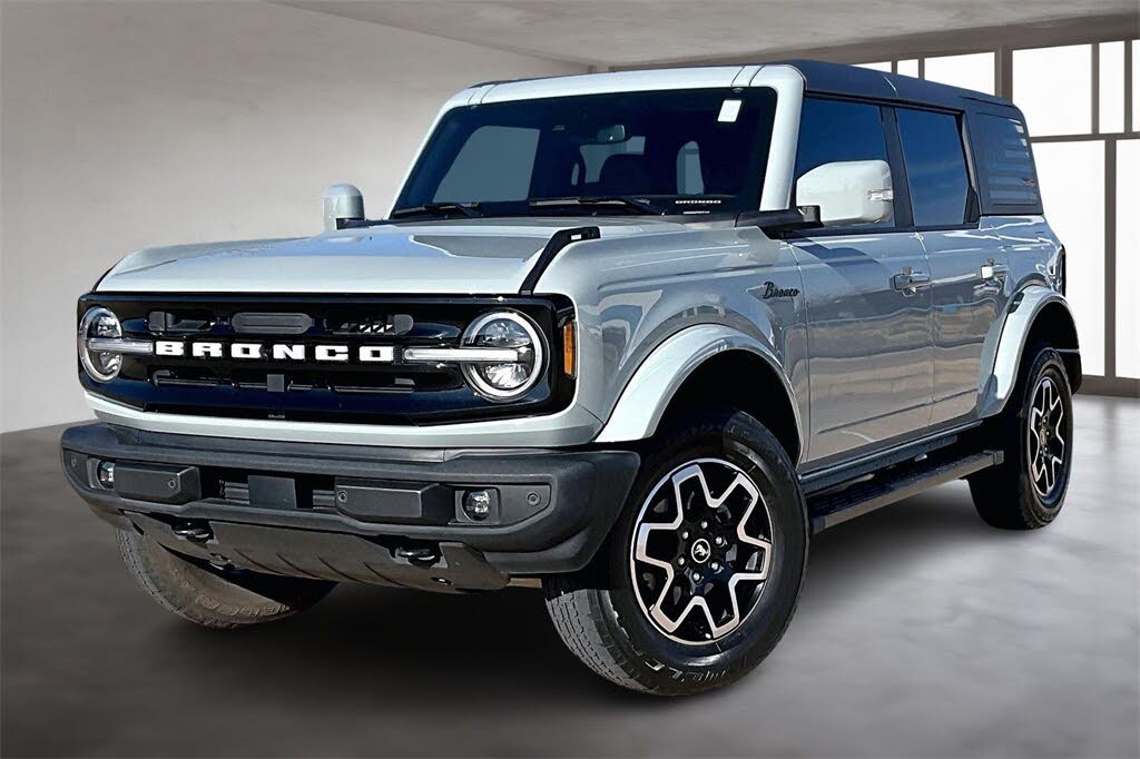 2022 Ford Bronco Outer Banks Advanced 4-Door 4WD