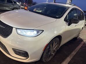 Chrysler Pacifica Limited FWD