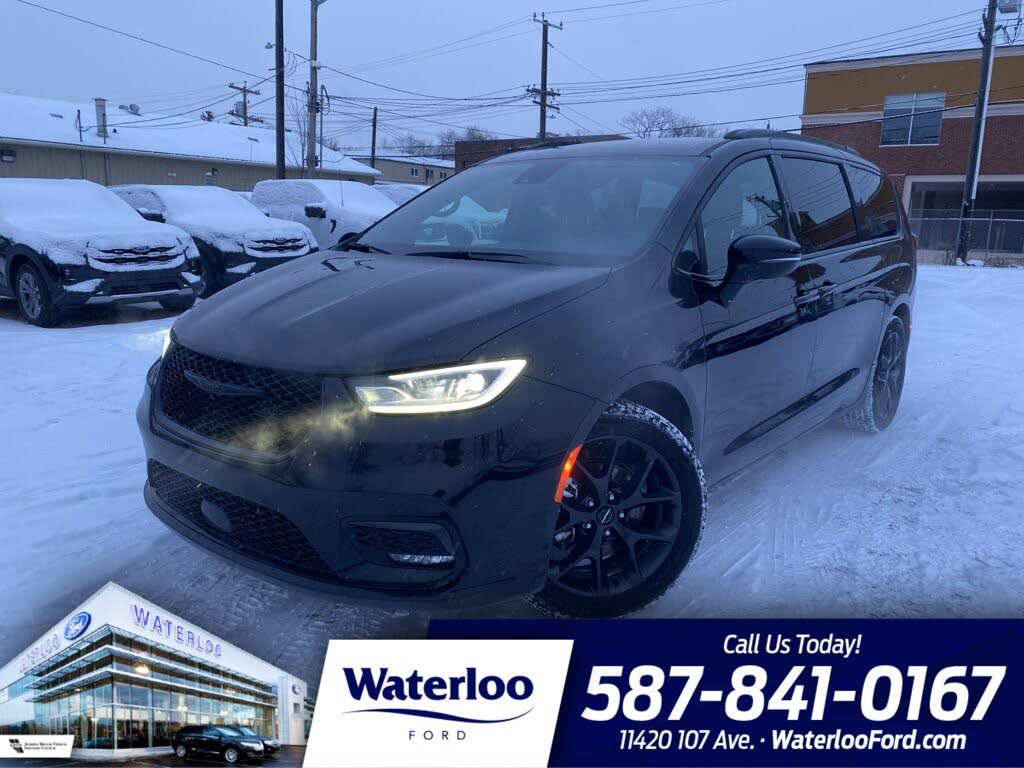 2023 Chrysler Pacifica Touring L FWD