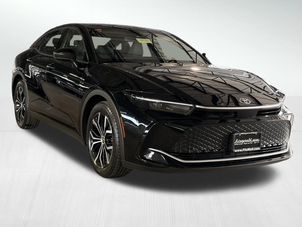 2023 Toyota Crown XLE AWD