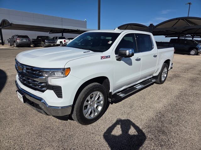 2024 Chevrolet Silverado 1500 LTZ Crew Cab 4WD
