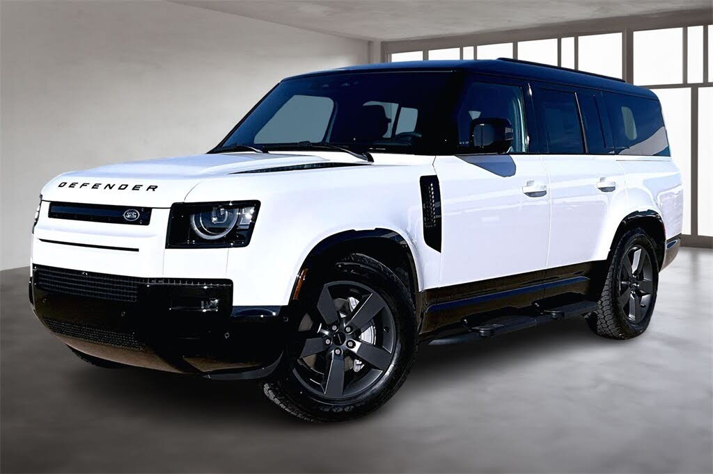 2026 Land Rover Defender 130 P400 X-Dynamic SE AWD