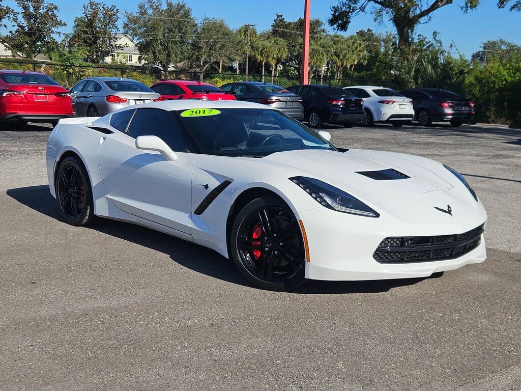 2017 Chevrolet Corvette Stingray 2LT Coupe RWD