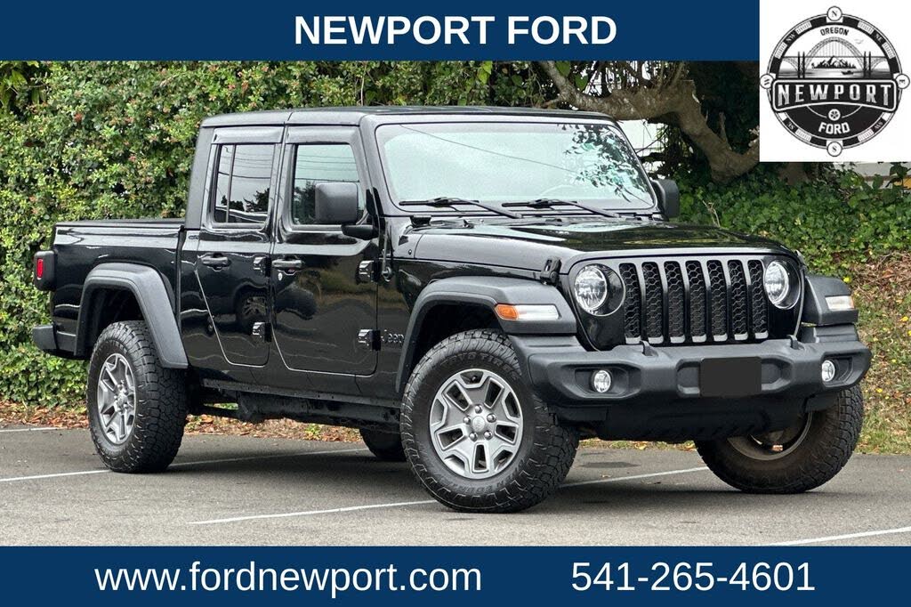 2020 Jeep Gladiator Sport Crew Cab 4WD