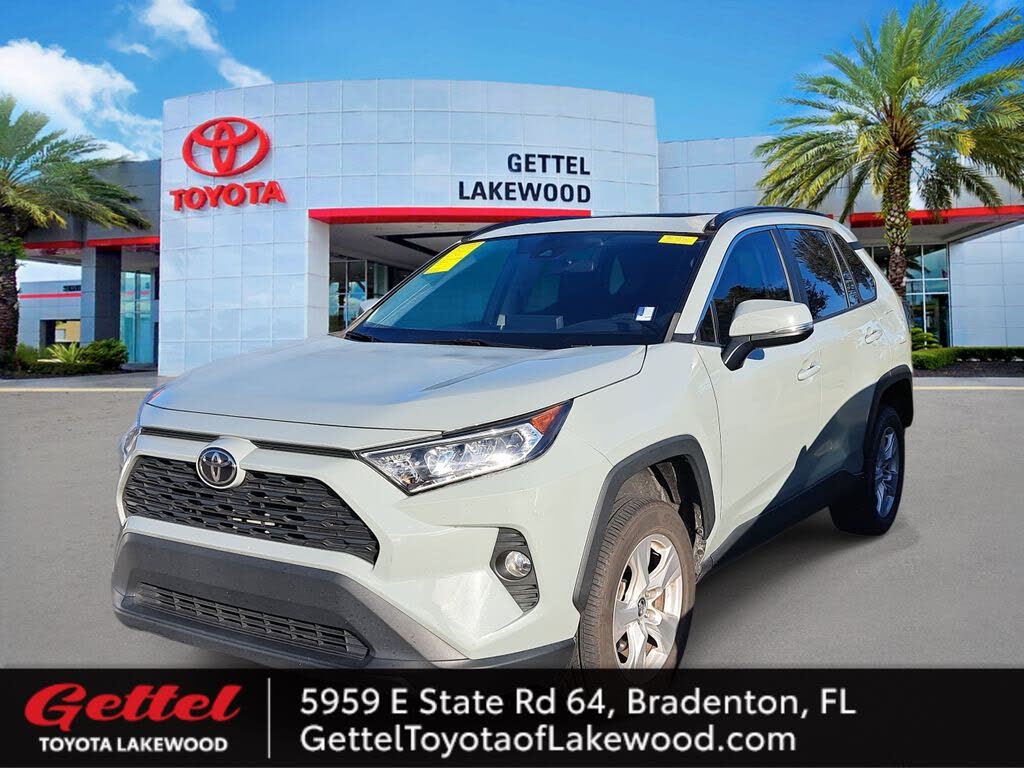 2020 Toyota RAV4 XLE FWD