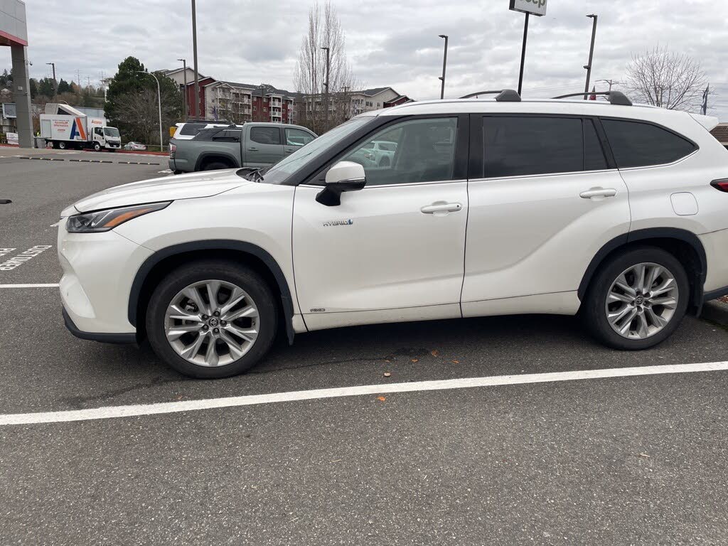 2021 Toyota Highlander Hybrid Limited AWD