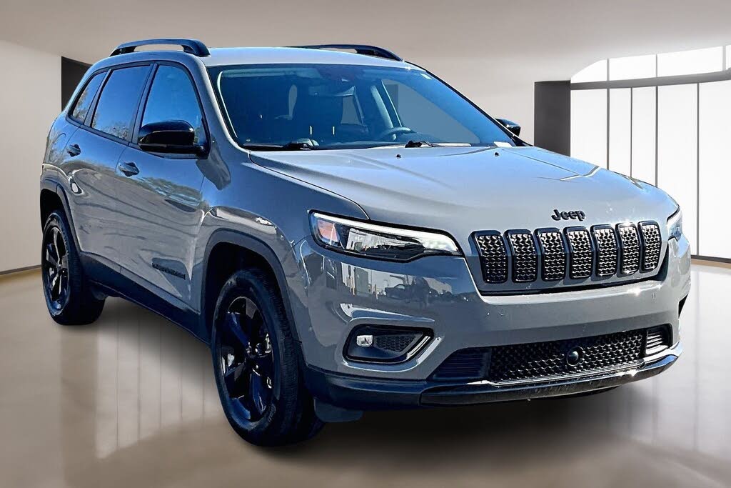 2023 Jeep Cherokee Altitude 4WD