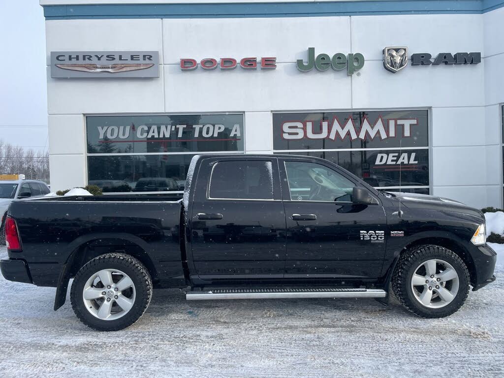 2023 RAM 1500 Classic Express Crew Cab 4WD