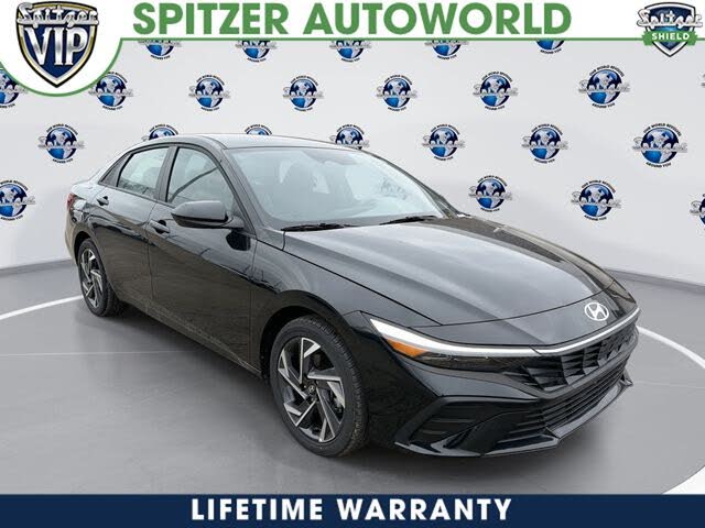 2025 Hyundai Elantra SEL Sport FWD