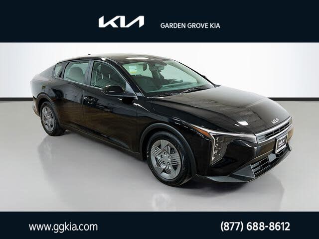 2025 Kia K4 LX FWD