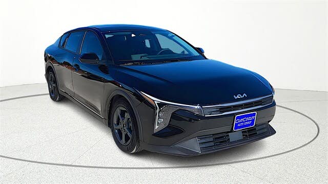 2025 Kia K4 LXS FWD