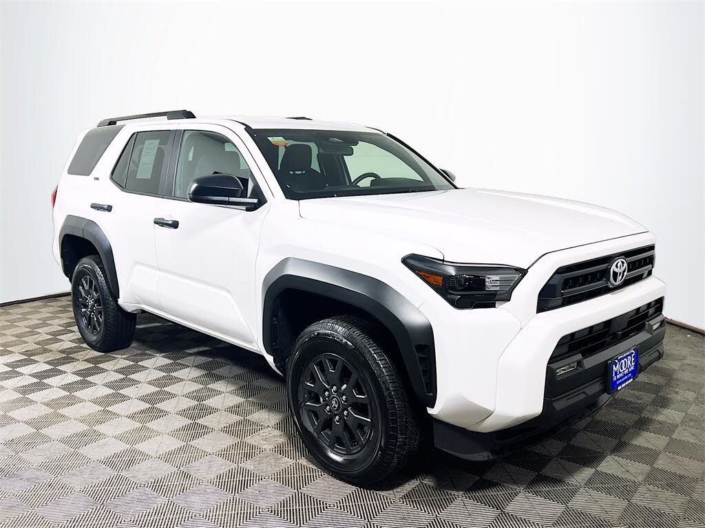2025 Toyota 4Runner SR5 RWD