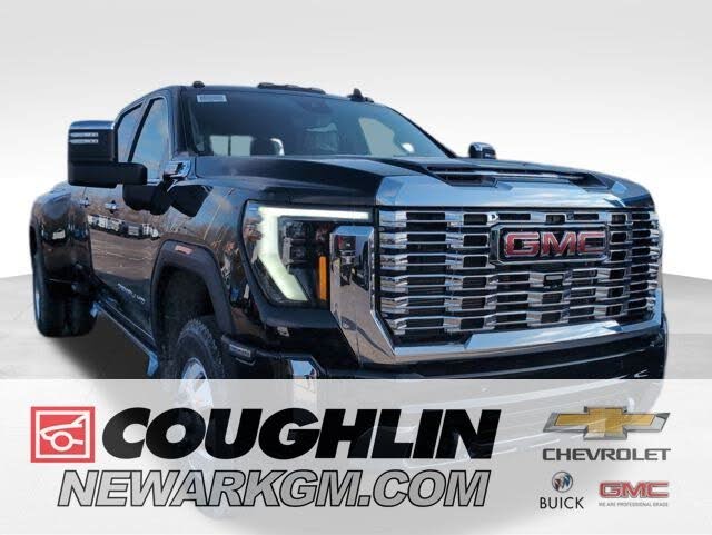 2026 GMC Sierra 3500HD Denali Crew Cab 4WD