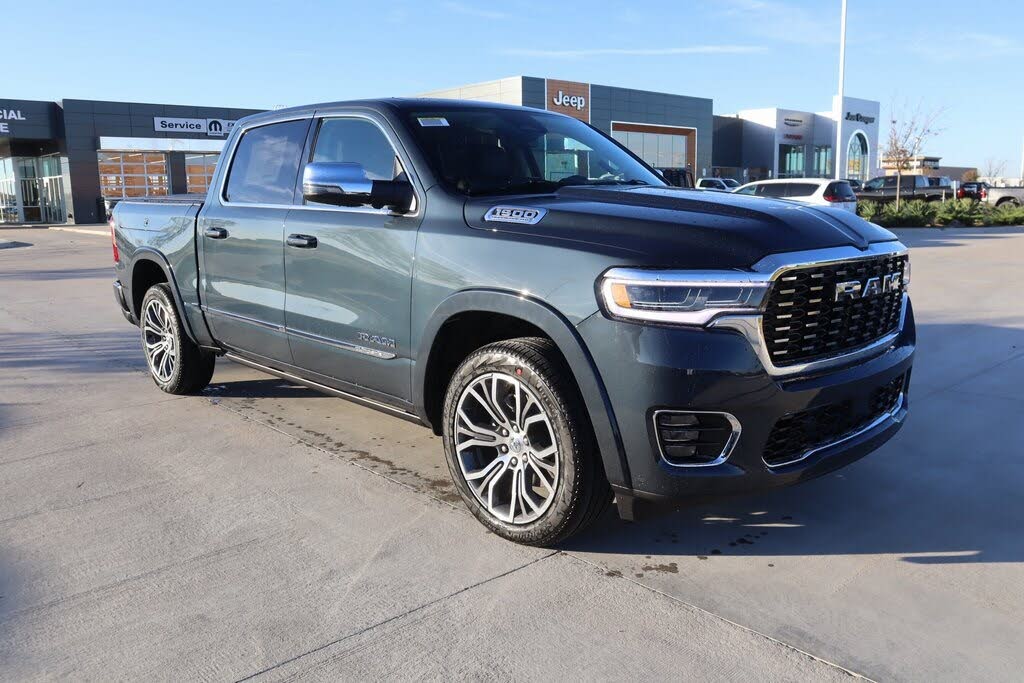 2026 RAM 1500 Tungsten Crew Cab 4WD
