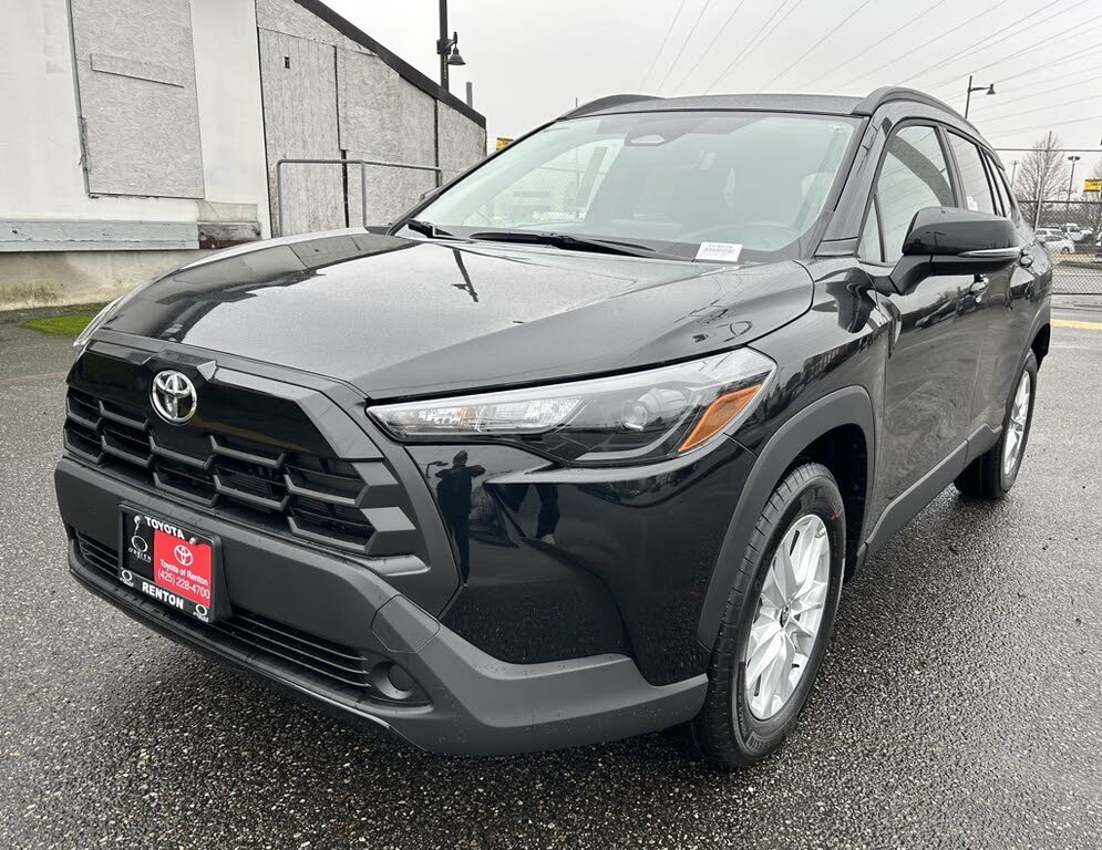 2026 Toyota Corolla Cross LE FWD