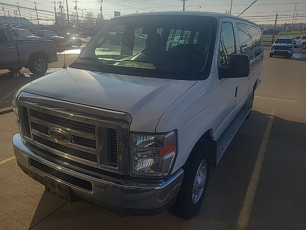 2012 Ford E-Series E-350 XLT Super Duty Extended Passenger Van