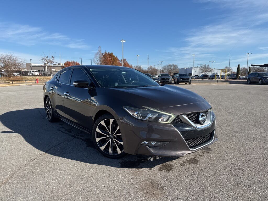 2016 Nissan Maxima SR