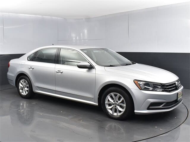 2016 Volkswagen Passat 1.8T S