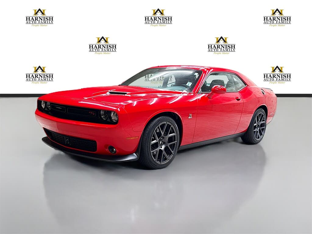 2017 Dodge Challenger R/T Scat Pack RWD