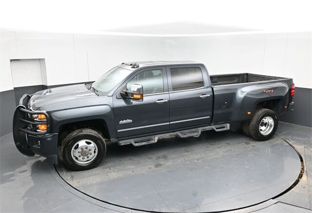 2019 Chevrolet Silverado 3500HD High Country Crew Cab 4WD